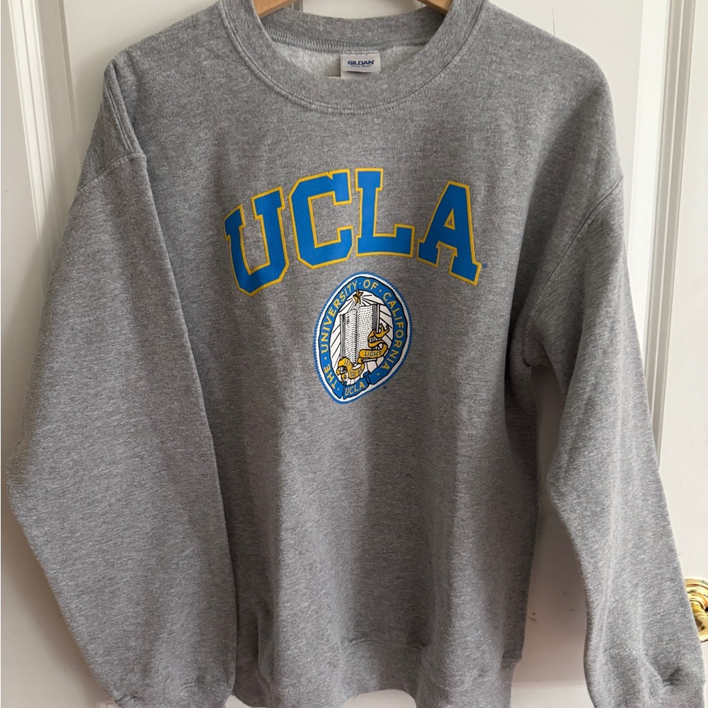 Gildan Heavy Blend Gray Sweatshirt